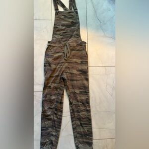 Wallflower Camouflage Cargo bibs